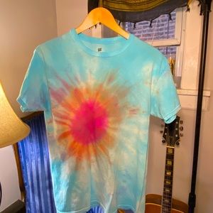 Bulls Eye Tie Dye Crew Kneck